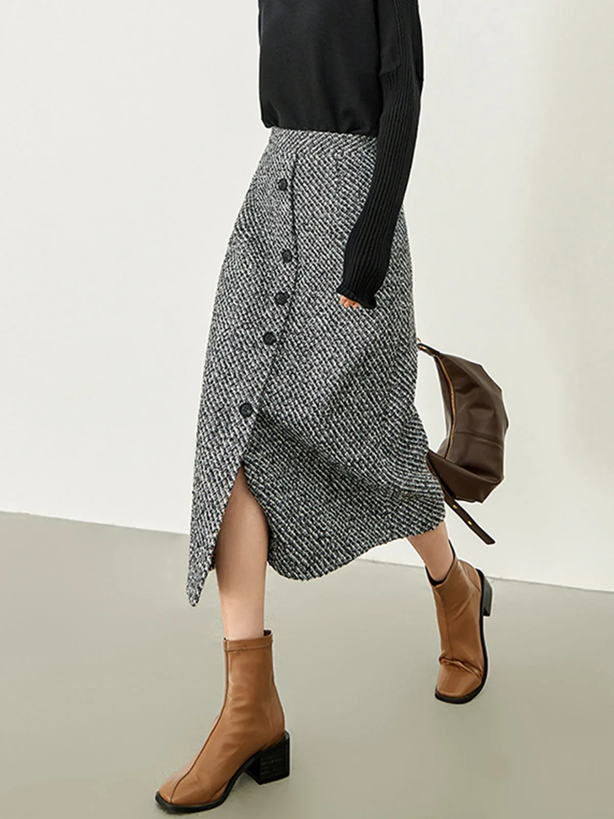 BerryBetty - Button Down Tweed Boucle Maxi Skirt