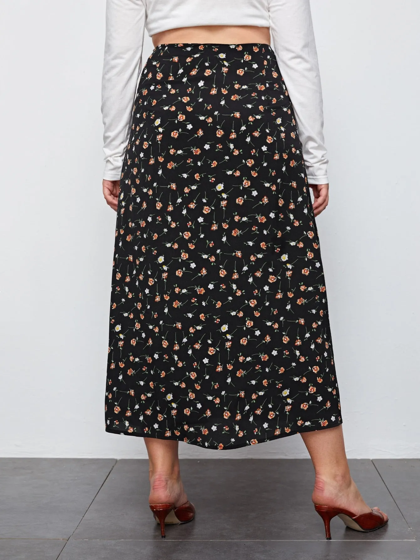 Ditsy Floral Split Long Plus Size Skirt