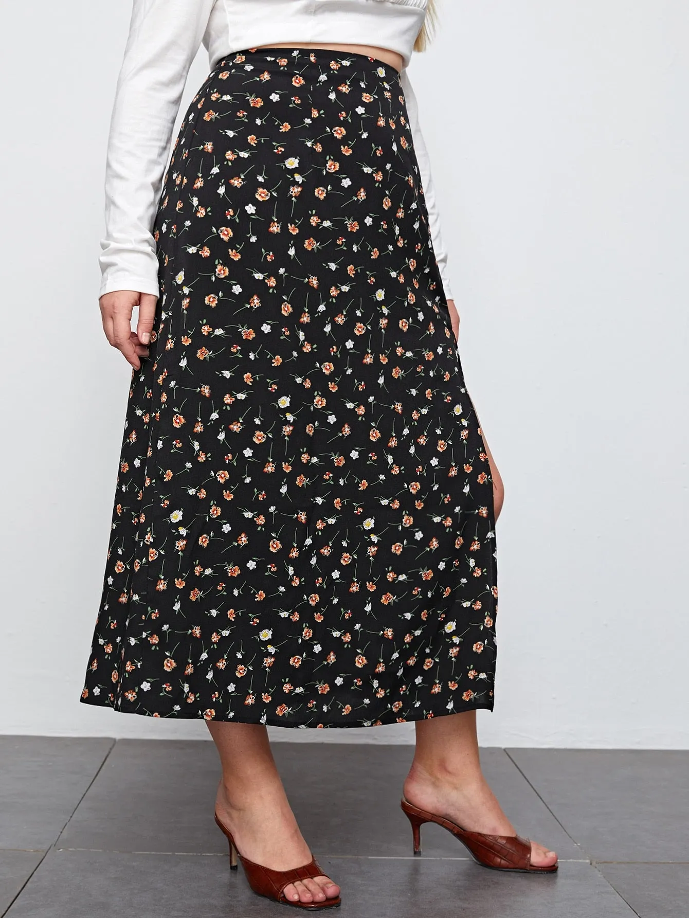 Ditsy Floral Split Long Plus Size Skirt