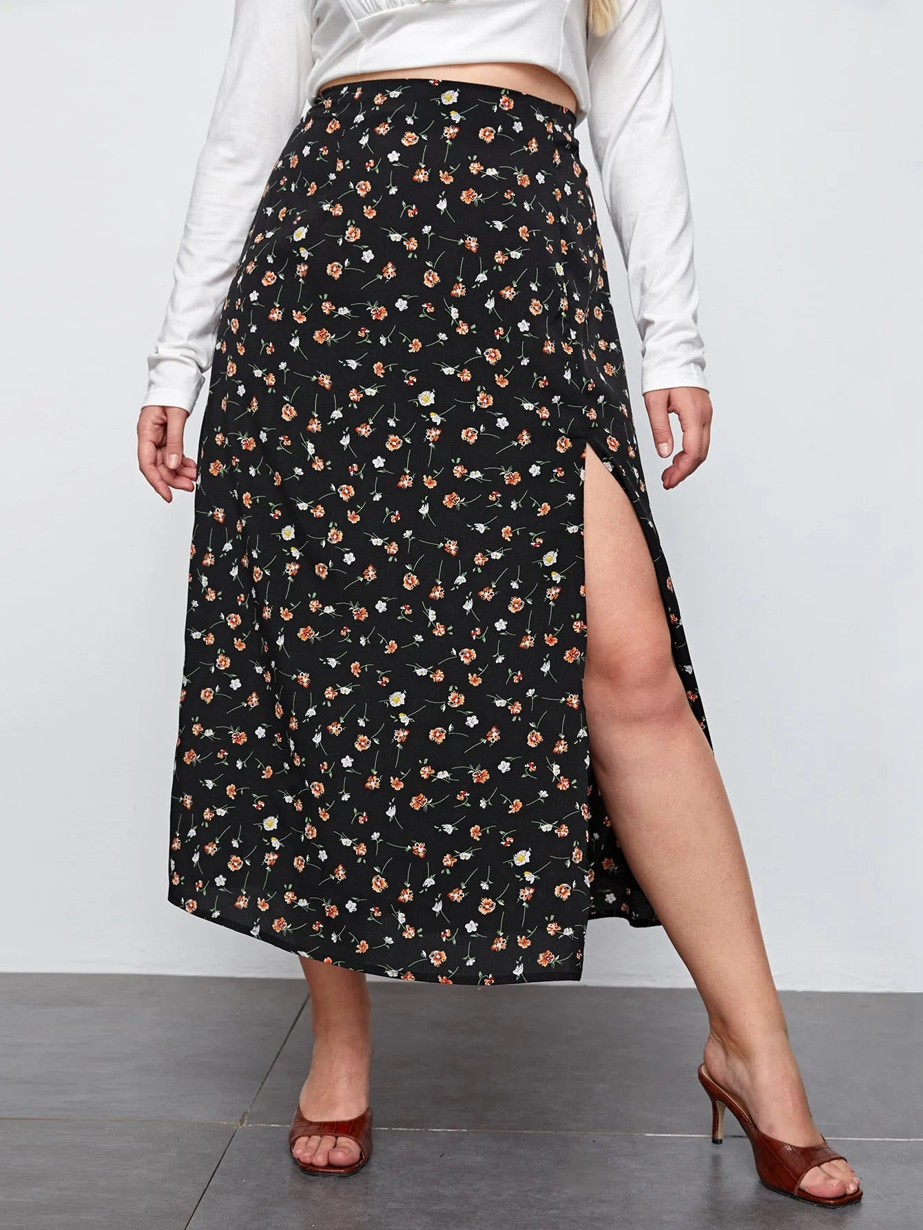 Ditsy Floral Split Long Plus Size Skirt