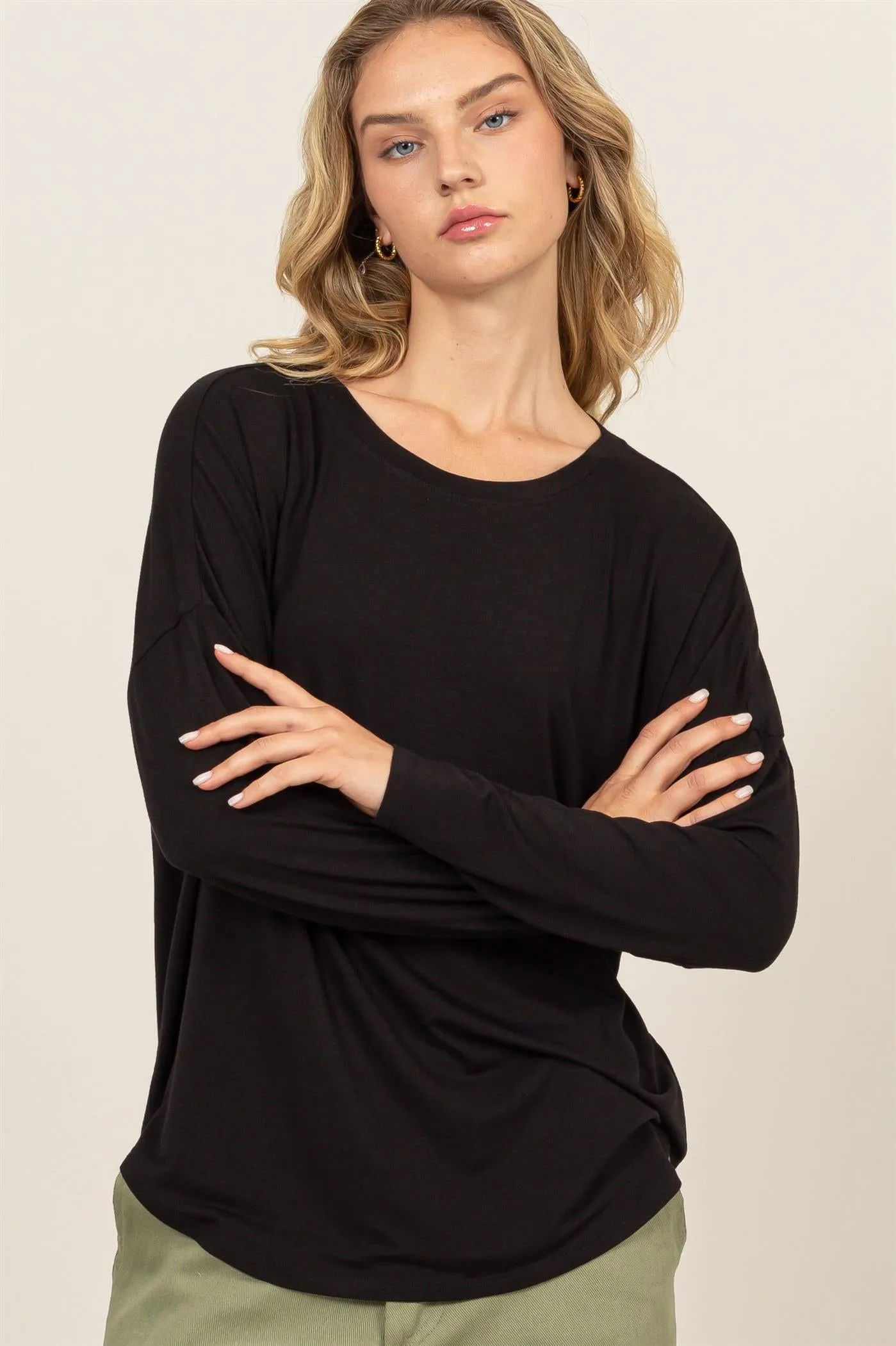 DZ24F349-Round Neck Long Sleeve Curved Hem Top