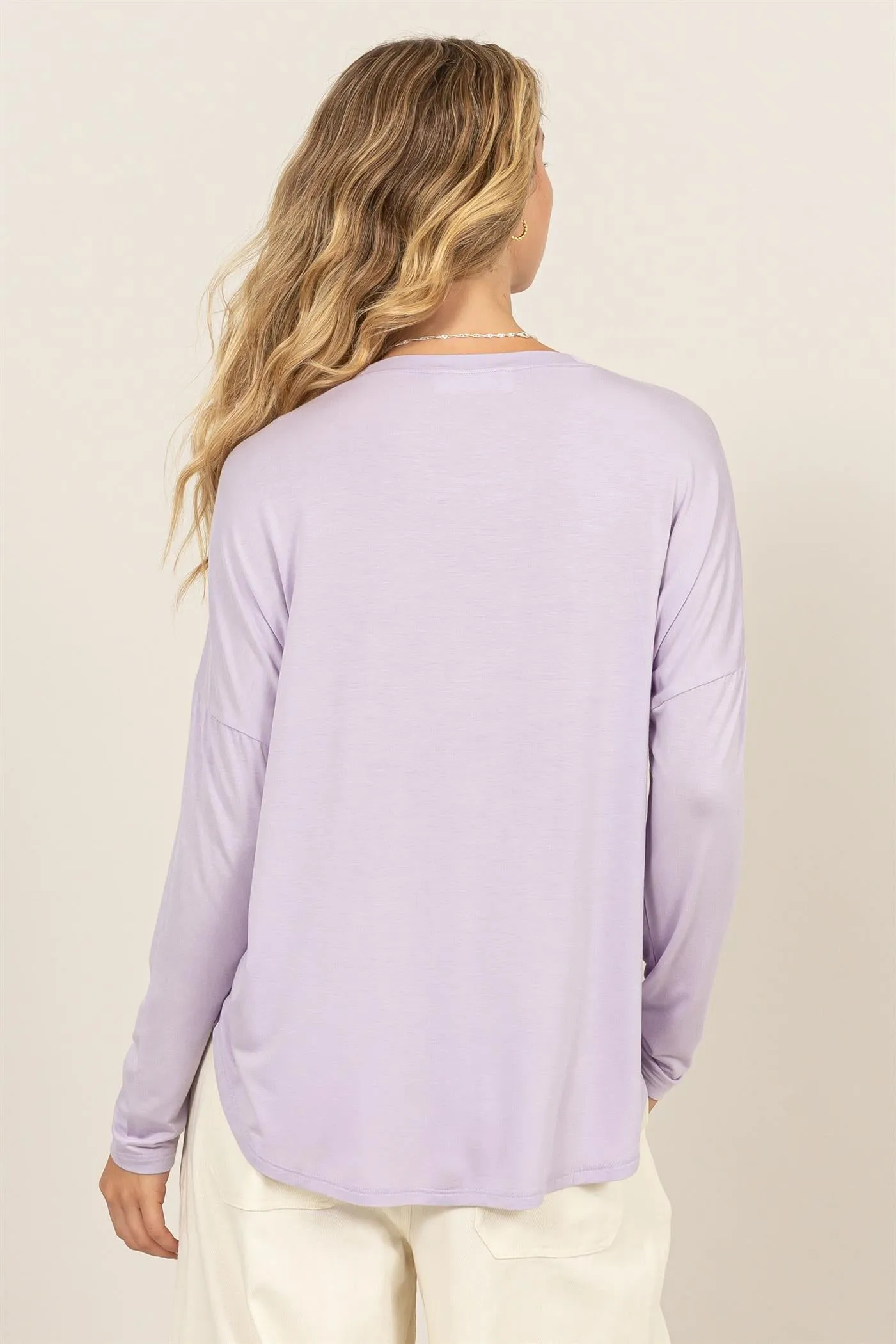 DZ24F349-Round Neck Long Sleeve Curved Hem Top