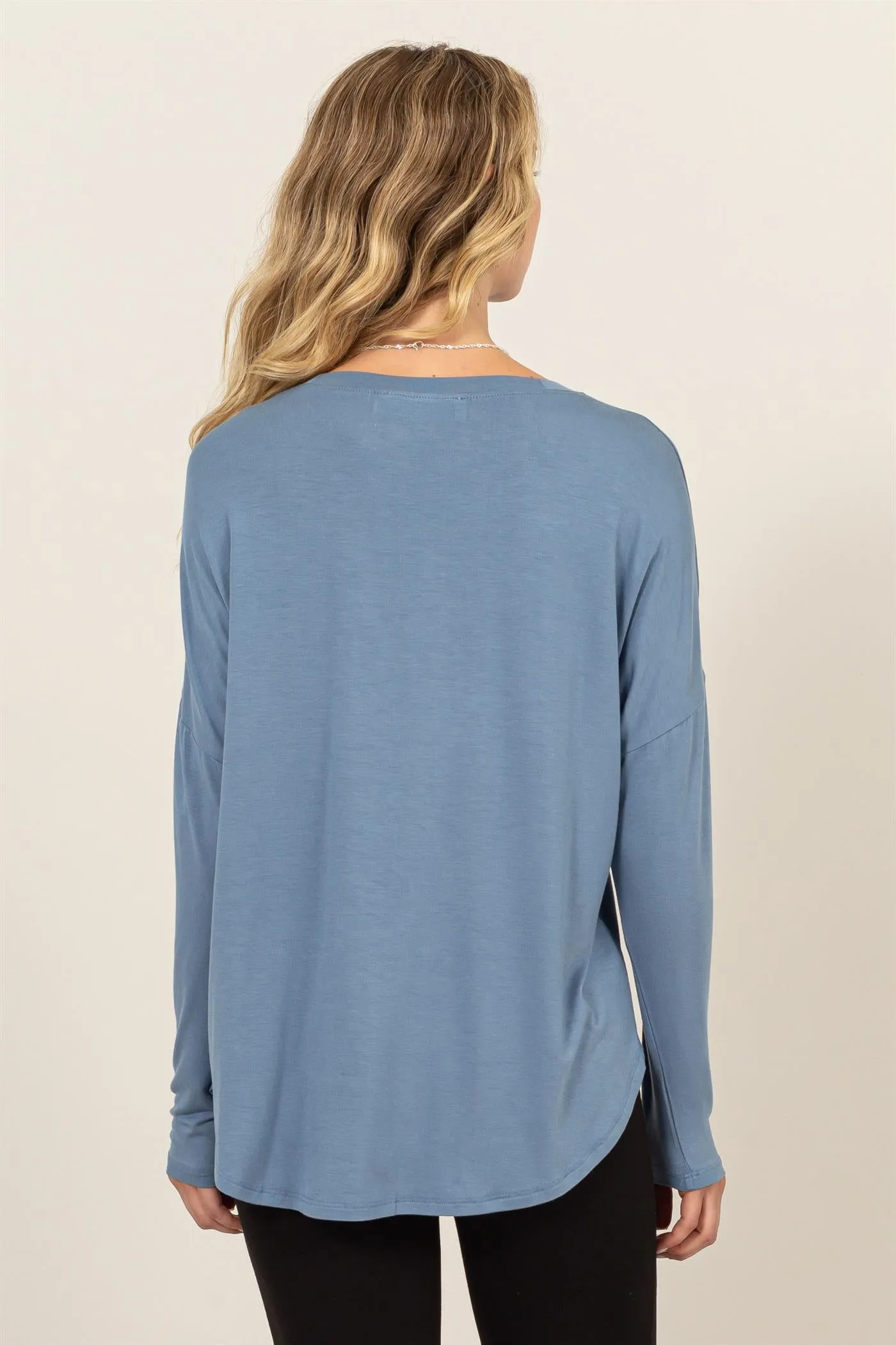 DZ24F349-Round Neck Long Sleeve Curved Hem Top