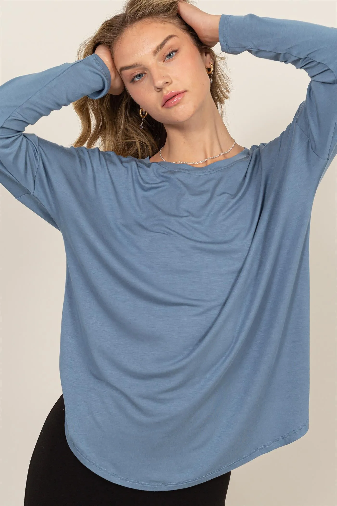 DZ24F349-Round Neck Long Sleeve Curved Hem Top