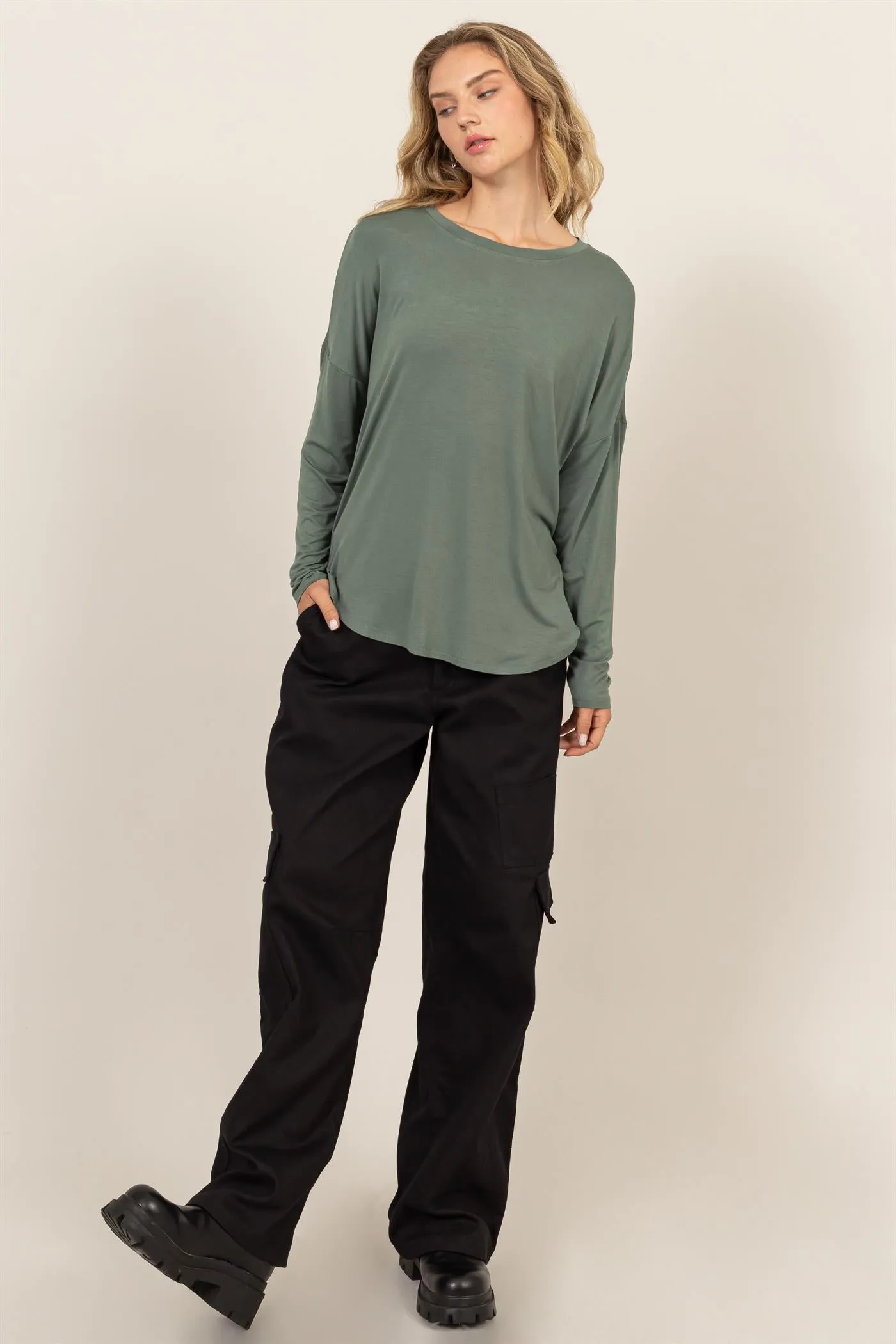 DZ24F349-Round Neck Long Sleeve Curved Hem Top