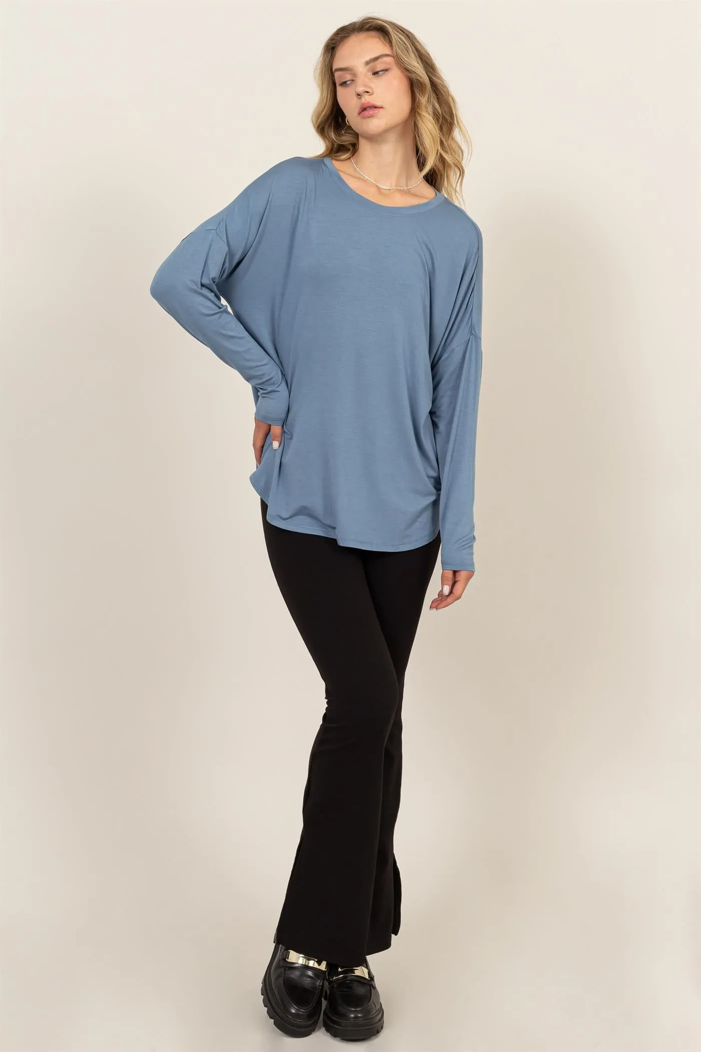 DZ24F349-Round Neck Long Sleeve Curved Hem Top