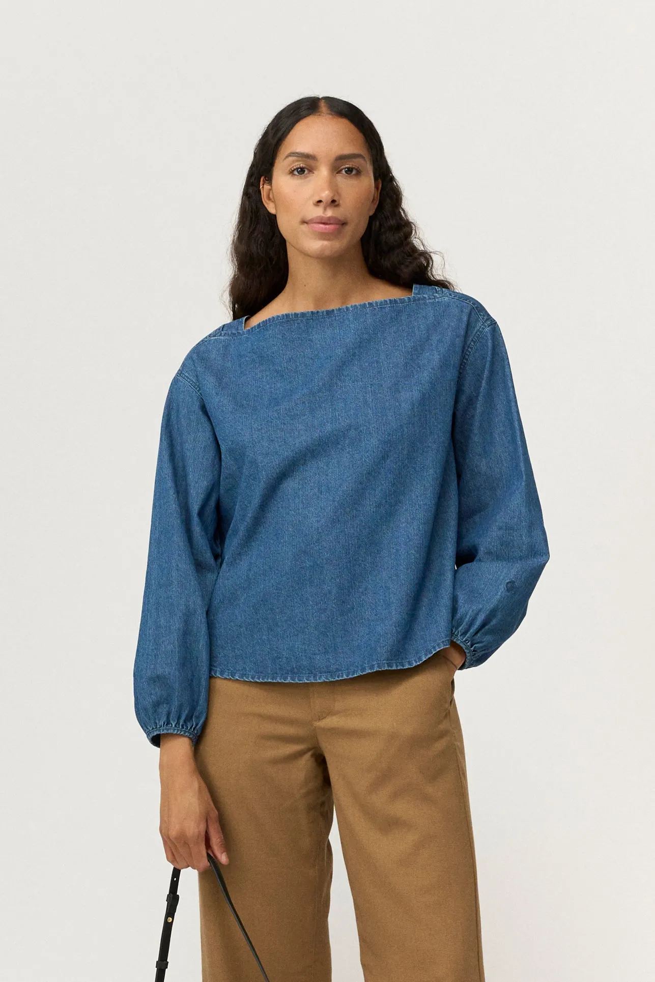 PD-Maria Boatneck Blouse - Mid Blue Denim