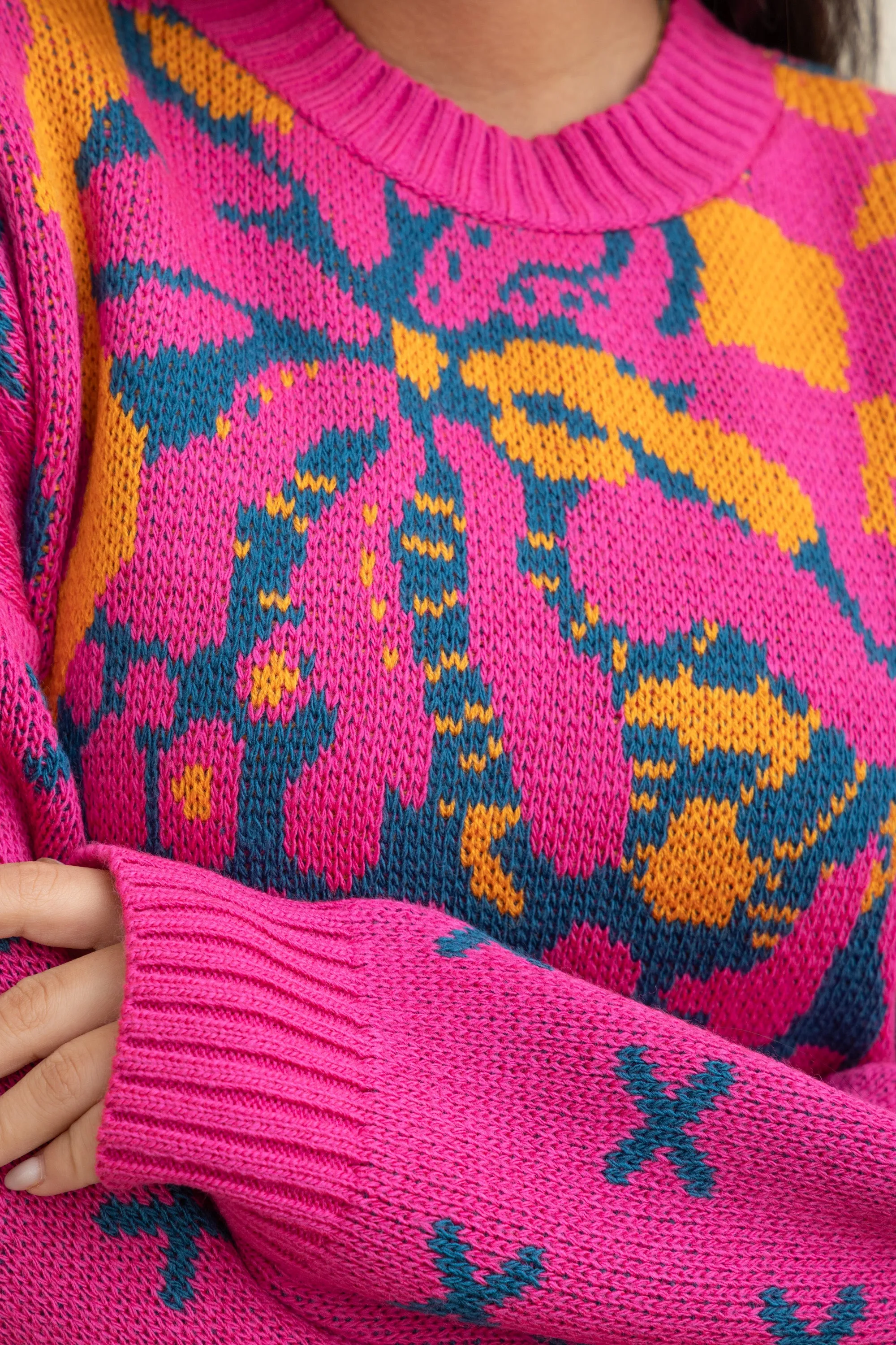 Pink Knit Pullover – Classic with a Twist