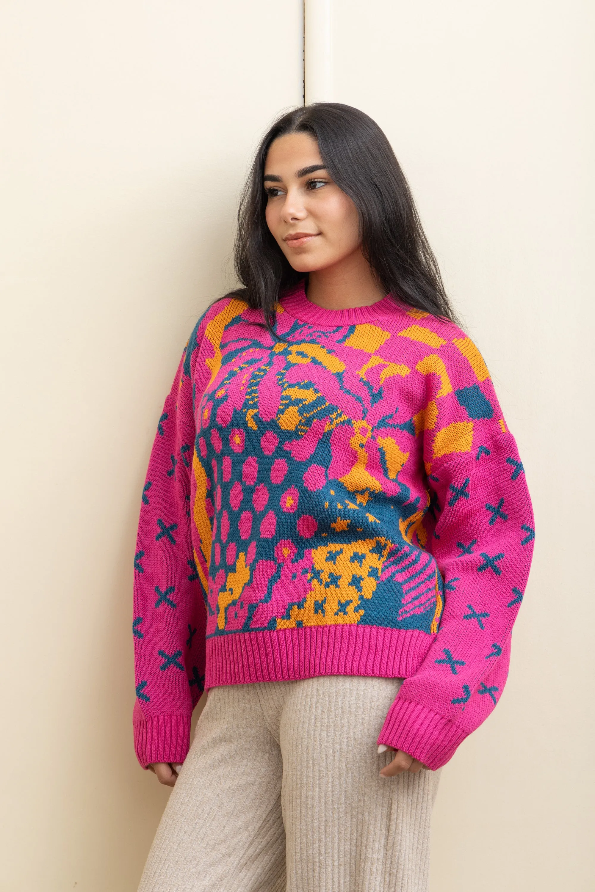 Pink Knit Pullover – Classic with a Twist