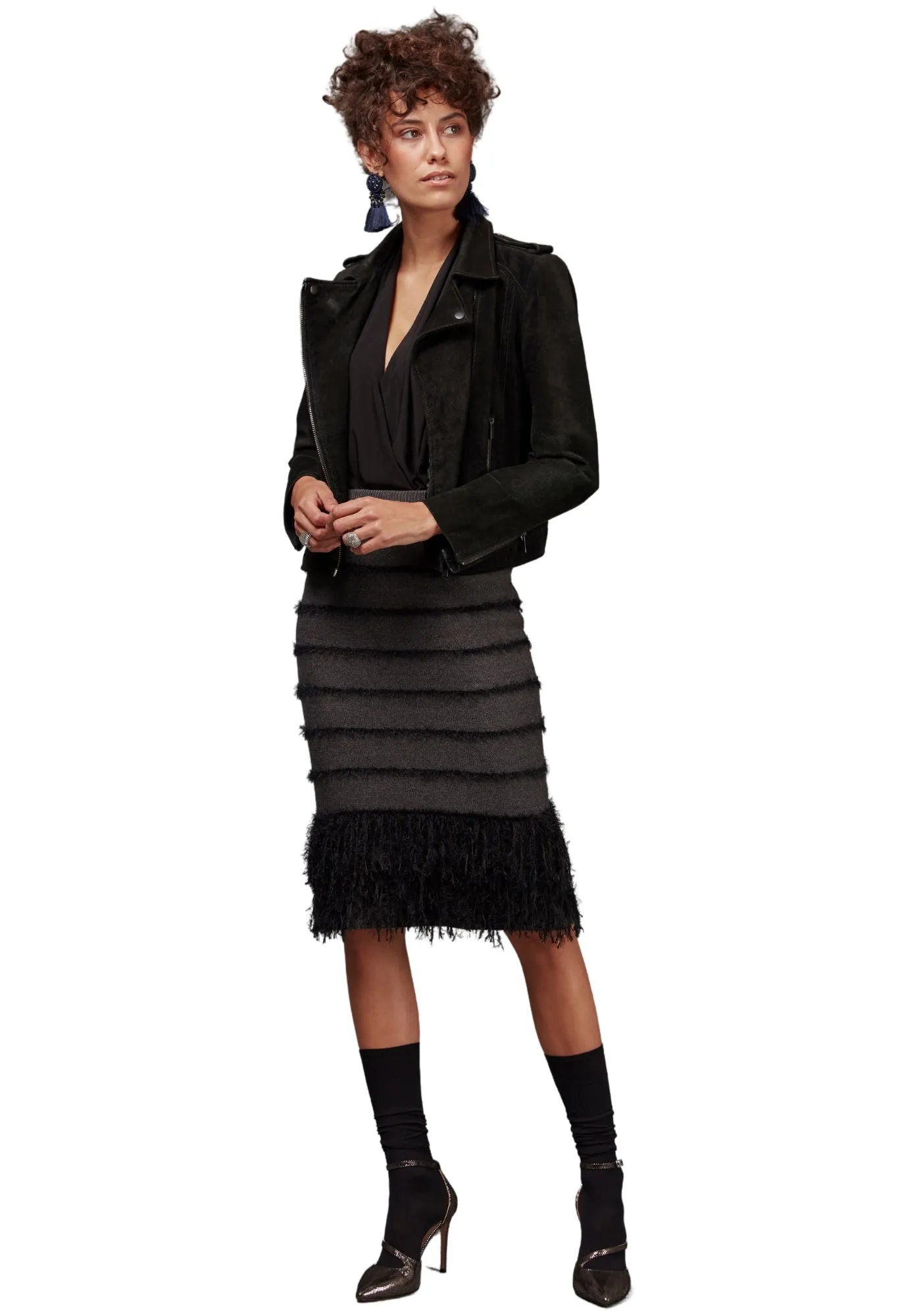 Stretchy Elastic Waist Knitted Black Pencil Skirt with Tassels