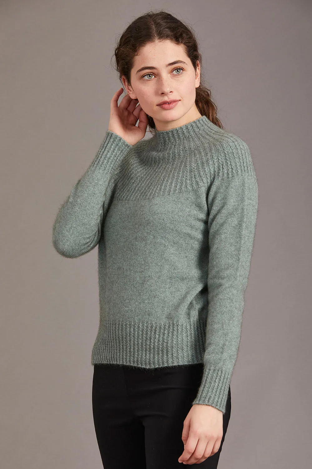 Yoke Neck Cable Jersey